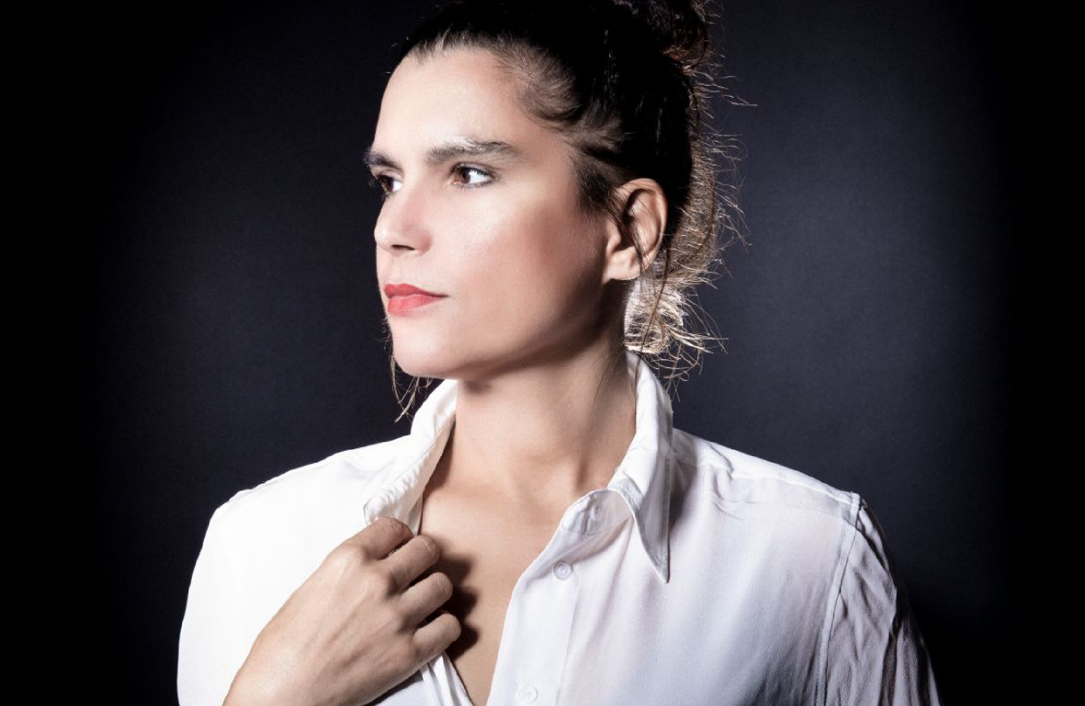 Lily Luca - Le 51